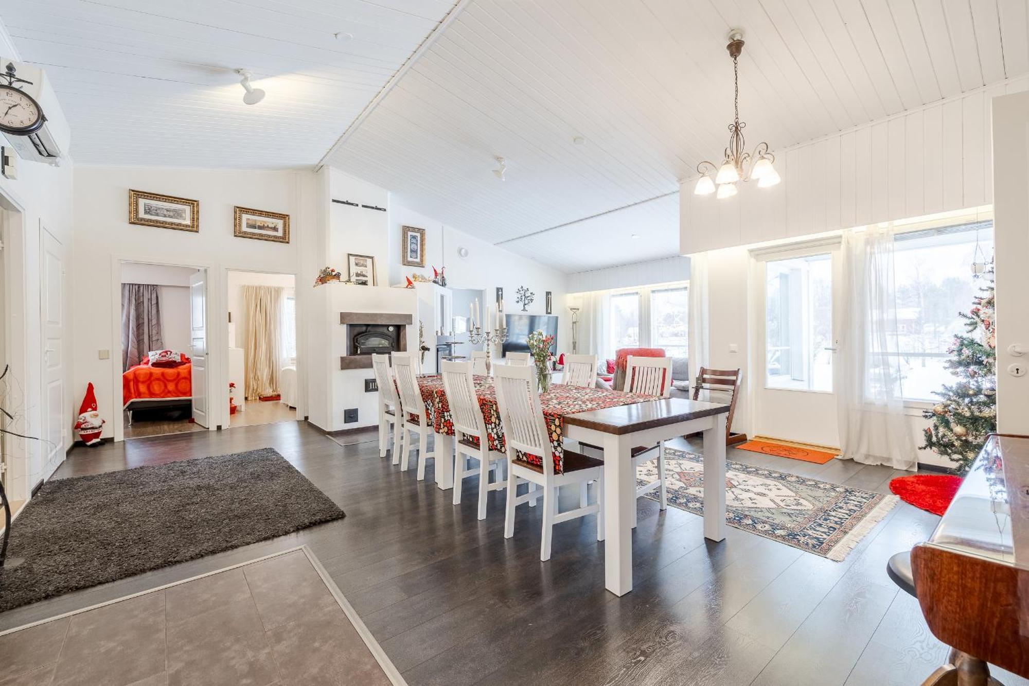 Riverside Home For Families - Beautiful House Near Santa Claus Village Rovaniemi Esterno foto