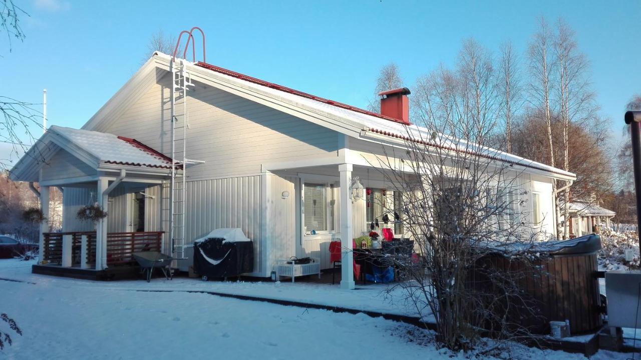 Riverside Home For Families - Beautiful House Near Santa Claus Village Rovaniemi Esterno foto